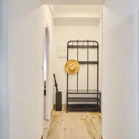 Larroka By Basque Homes