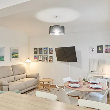 Larroka By Basque Homes